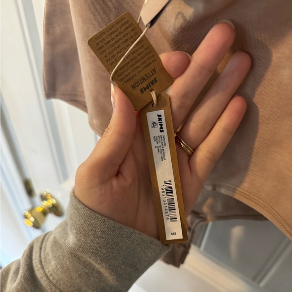 NWT Skims Outdoor Open Back Bodysuit - Picture 4 of 5